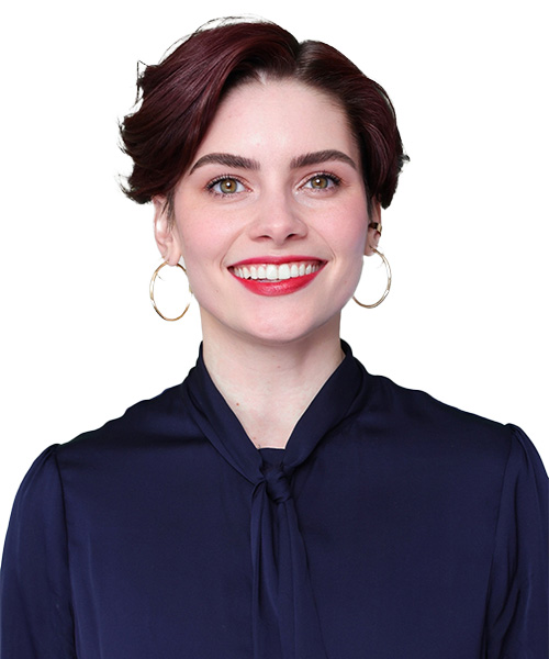 Karina Brasgalla headshot